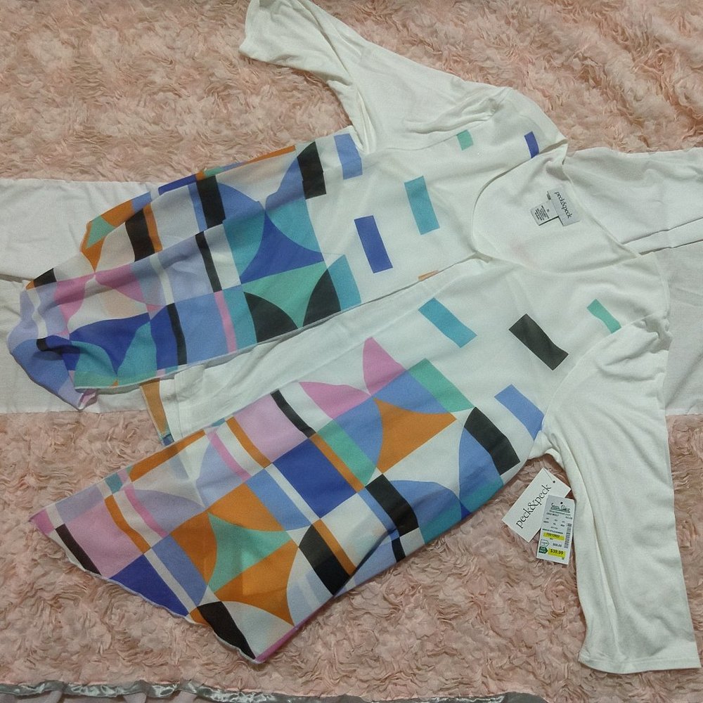 3/4 Sleeve Geometric Sheer Overlay Tunic